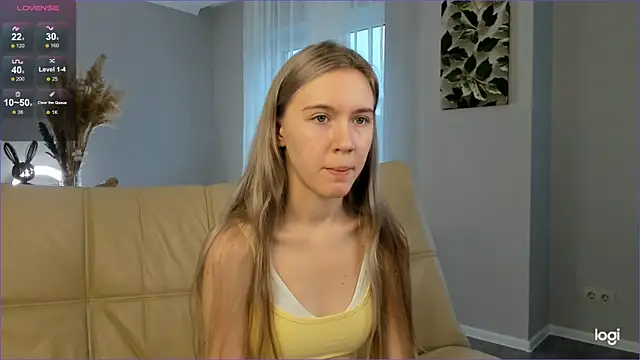 Snapshot of Succubelle chatting on October 1, 2025, 6:30 am Succubelle online show from October 1, 2025, 6:30 am