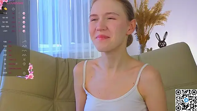 Snapshot of Succubelle chatting on November 7, 2025, 6:24 am Succubelle online show from November 7, 2025, 6:24 am