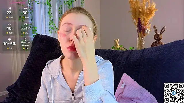 Succubelle online show from December 3, 2025, 6:10 am