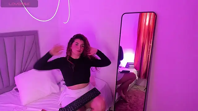 Fiorela 1 online show from April 17, 2026, 7:06 pm