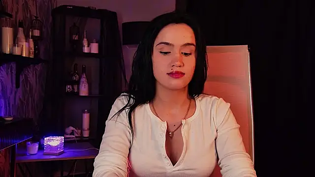 MonicaFarmer online show from February 17, 2026, 8:15 pm