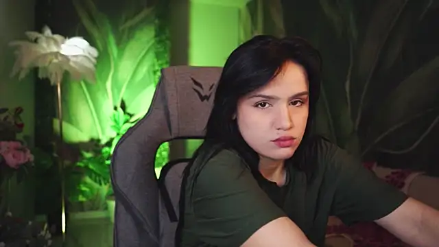 MonicaFarmer online show from May 14, 2026, 11:22 pm