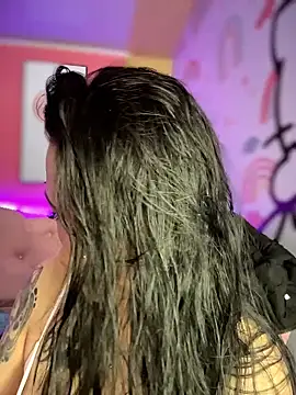 Megaan  More online show from November 27, 2025, 1:07 am