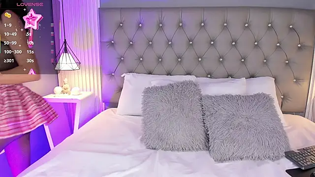 LunaBloomn online show from March 7, 2026, 5:10 pm