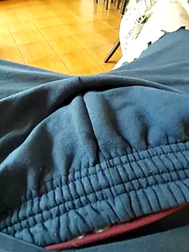 Snapshot of RoddieX chatting on October 2, 2025, 2:46 pm RoddieX online show from October 2, 2025, 2:46 pm