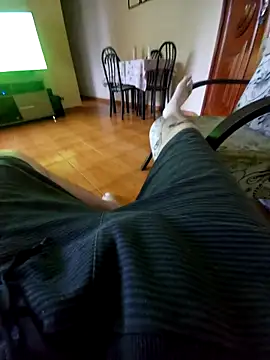 Snapshot of RoddieX chatting on November 23, 2025, 8:52 pm RoddieX online show from November 23, 2025, 8:52 pm