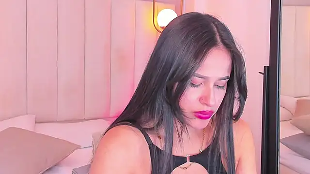 Snapshot of Dream_nena chatting on November 9, 2025, 8:07 pm Dream nena online show from November 9, 2025, 8:07 pm