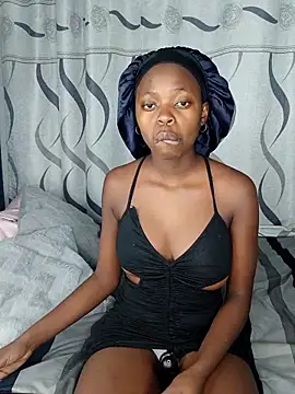 Snapshot of BlackberriesXxx chatting on November 10, 2025, 7:24 pm BlackberriesXxx online show from November 10, 2025, 7:24 pm