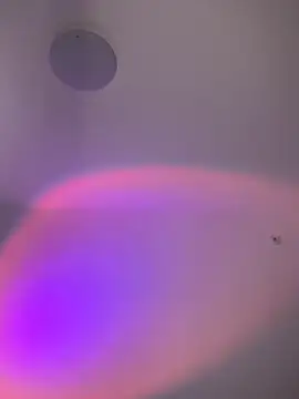 BabyBee  online show from November 3, 2025, 5:47 pm