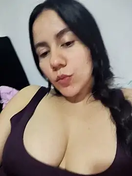 valen-sexx online show from April 29, 2026, 3:54 am