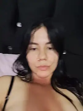 Snapshot of valen-sexx chatting on June 20, 2026, 10:34 pm valen-sexx online show from June 20, 2026, 10:34 pm