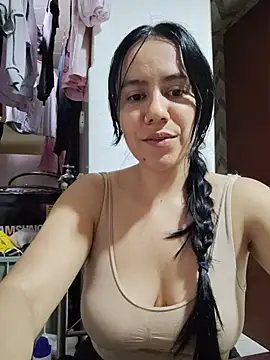 Snapshot of valen-sexx chatting on July 8, 2026, 4:17 am valen-sexx online show from July 8, 2026, 4:17 am