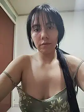 Snapshot of valen-sexx chatting on July 29, 2026, 3:37 am valen-sexx online show from July 29, 2026, 3:37 am