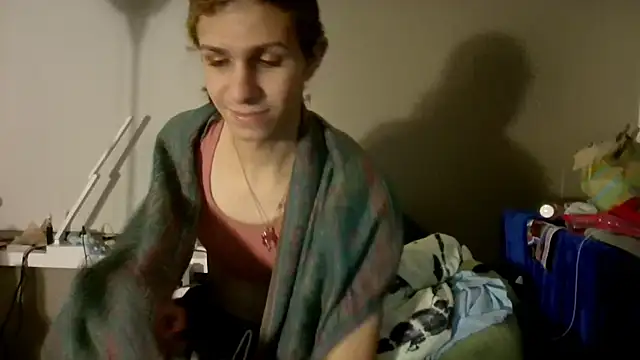 Snapshot of cuddlyavenue chatting on October 8, 2025, 11:24 pm cuddlyavenue online show from October 8, 2025, 11:24 pm