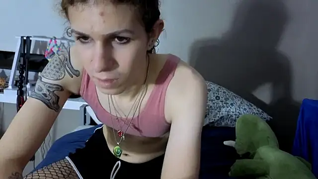 Snapshot of cuddlyavenue chatting on November 9, 2025, 2:54 am cuddlyavenue online show from November 9, 2025, 2:54 am