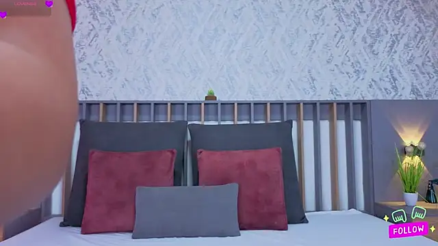 Miranda Blair online show from October 9, 2025, 11:36 pm