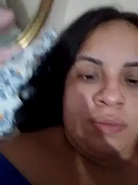 Snapshot of luablancax2021 chatting on October 10, 2025, 3:11 pm luablancax2021 online show from October 10, 2025, 3:11 pm