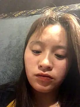 Snapshot of chipchip-00 chatting on September 25, 2025, 10:52 am chipchip-00 online show from September 25, 2025, 10:52 am