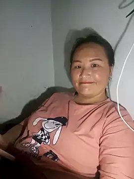 Tamara-a online show from December 5, 2025, 2:42 am