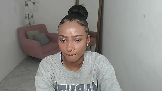 Snapshot of tatiana_oconell22 chatting on November 3, 2025, 2:46 am tatiana oconell22 online show from November 3, 2025, 2:46 am