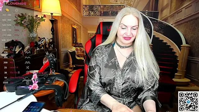 Nina Devillle online show from March 22, 2026, 9:40 pm