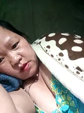 Snapshot of riso-00 chatting on March 7, 2026, 6:21 am riso-00 online show from March 7, 2026, 6:21 am