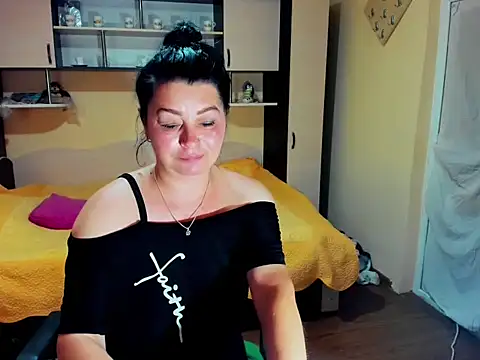 Soffy Skye online show from June 4, 2026, 5:02 am
