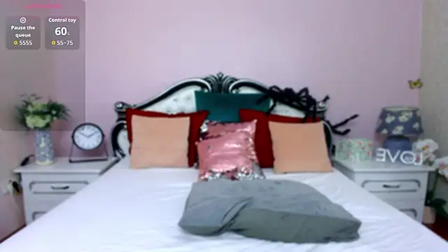 Snapshot of Missy_Skye chatting on October 21, 2025, 5:41 am Missy Skye online show from October 21, 2025, 5:41 am