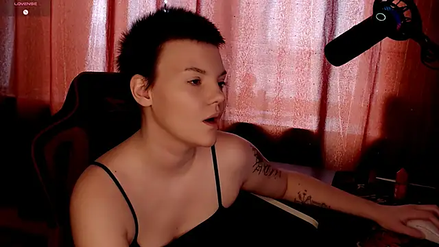 KrisNeal online show from April 11, 2026, 9:46 am