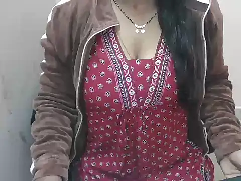 bold naina online show from November 17, 2025, 3:45 am