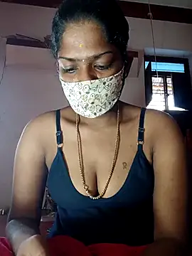 Tamil Kavitha online show from December 5, 2025, 7:50 am