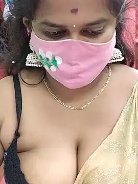 Snapshot of Diya_Rani chatting on November 10, 2025, 5:45 pm Diya Rani online show from November 10, 2025, 5:45 pm