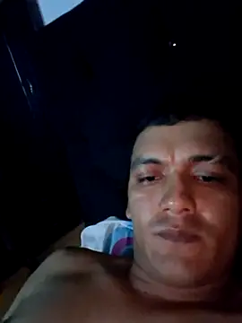 Snapshot of Chloe_y_Dante chatting on November 24, 2025, 4:56 am Chloe y Dante online show from November 24, 2025, 4:56 am