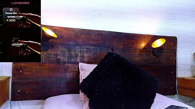 Snapshot of JhosuaVega chatting on October 17, 2025, 6:54 pm JhosuaVega online show from October 17, 2025, 6:54 pm