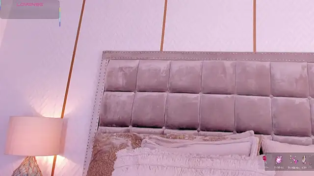 DakotaWangi online show from February 15, 2026, 5:37 am