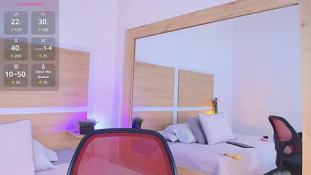 ValeryCortezm online show from November 8, 2025, 12:16 pm