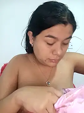 Snapshot of April_Becker chatting on November 27, 2025, 3:19 am April Becker online show from November 27, 2025, 3:19 am