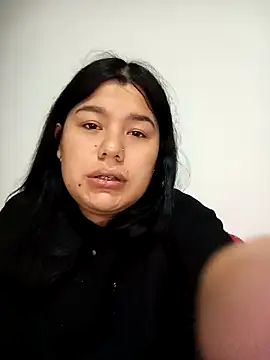 Snapshot of April_Becker chatting on December 1, 2025, 3:11 am April Becker online show from December 1, 2025, 3:11 am