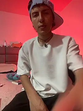 NaytonFreeman online show from October 21, 2025, 11:27 pm