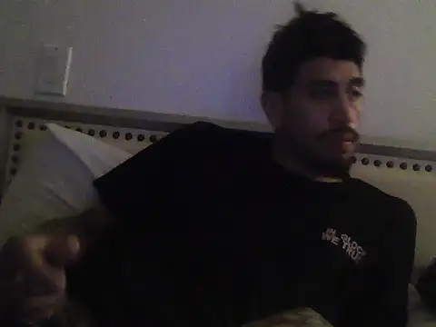 busnfatnutsLildee online show from August 5, 2026, 8:17 am