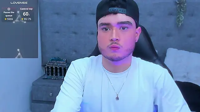 SALVATORE MULLER1 online show from November 10, 2025, 2:21 am