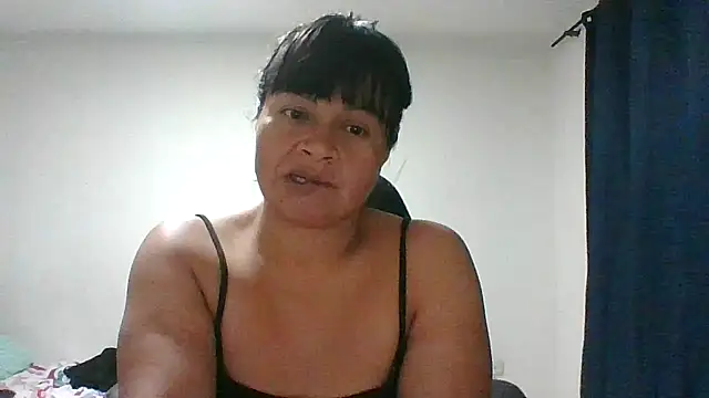 adri89-g online show from January 15, 2026, 3:00 am