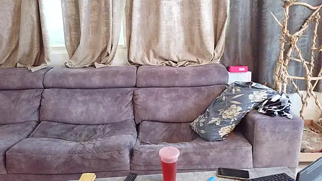 Alexis21821 online show from February 27, 2026, 8:14 am