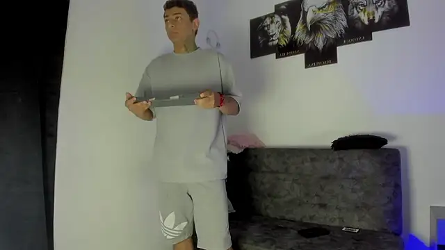 maykel and mike online show from January 7, 2026, 1:57 pm