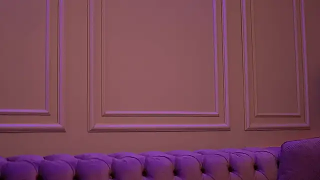 KatieHayes online show from October 11, 2025, 5:55 pm