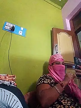 Snapshot of TAMI_KAYAL chatting on November 8, 2025, 7:08 am TAMI KAYAL online show from November 8, 2025, 7:08 am