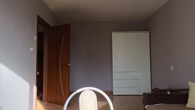 Snapshot of Lillian-Clark chatting on October 5, 2025, 5:17 am Lillian-Clark online show from October 5, 2025, 5:17 am