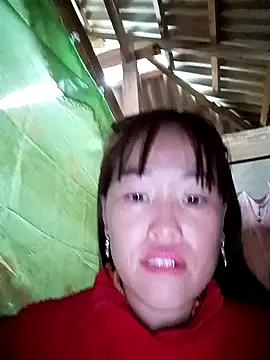 Vuong x online show from October 8, 2025, 3:15 am