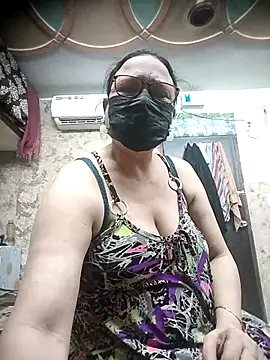 Snapshot of thehotlady chatting on October 4, 2025, 9:29 am thehotlady online show from October 4, 2025, 9:29 am