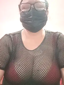 thehotlady online show from December 16, 2025, 8:19 am